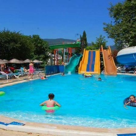 Erdek Sun Beach Hotel エクステリア 写真